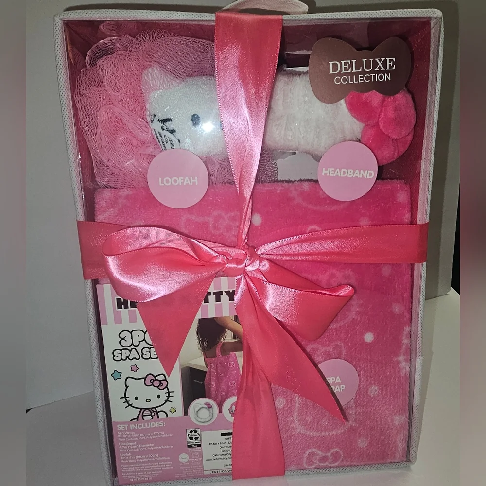 Hello Kitty Girls 3PC Spa Bath Set Spa Headband, Spa Wrap, And Mesh Sponge NIB